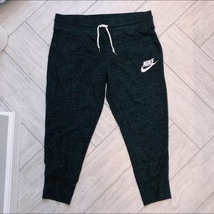 NWOT Nike 3/4 Length Grey Joggers